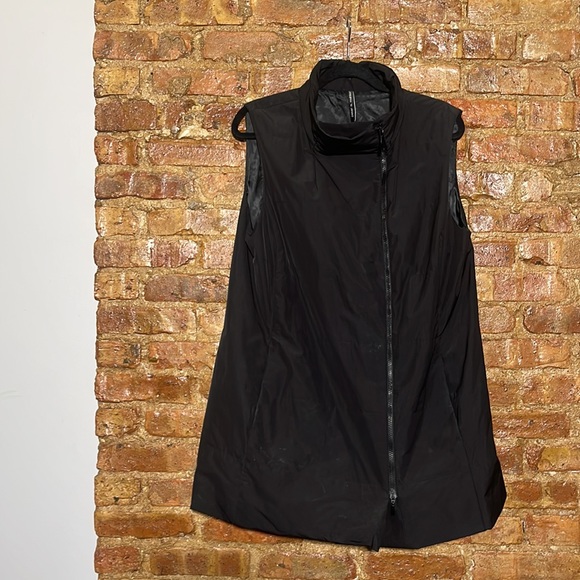 Peter O. Mahler Lightweight Vest In Black Size 4 Great Condition - Picture 2 of 12